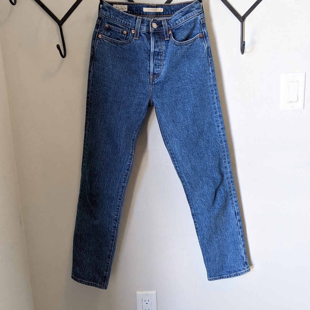 Levi's Wedgie Straight Jeans